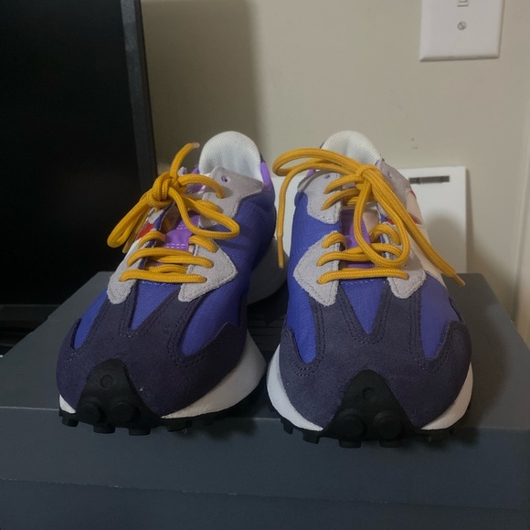 New Balance Women’s Red, Blue, and White Sneakers - Picture 2 of 5